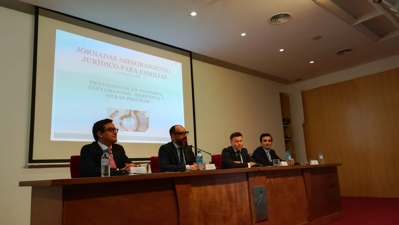 JORNADA «PROMOVIENDO EL APOYO DE LA CAPACIDAD DE LAS PERSONAS FRENTE A LA LIMITACIÓN DE DERECHOS»