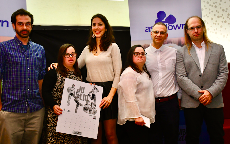 “Haz una carrera de humanidad, comprométete a luchar por valores de la igualdad”